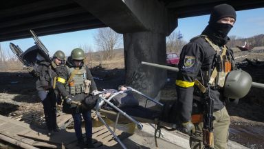 Здравейте може ли да предадете съобщението че ние двамата се