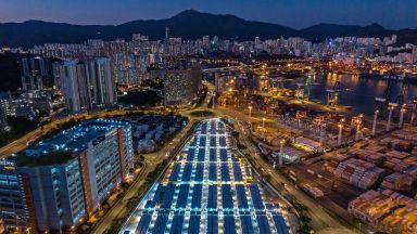 Хонконг раздава 500 000 самолетни билета, за да стимулира туризма след пандемията
