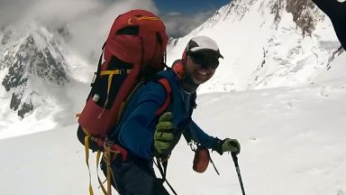 "Отново съм тук" за алпиниста Боян Петров е в HBO Max в 12 държави