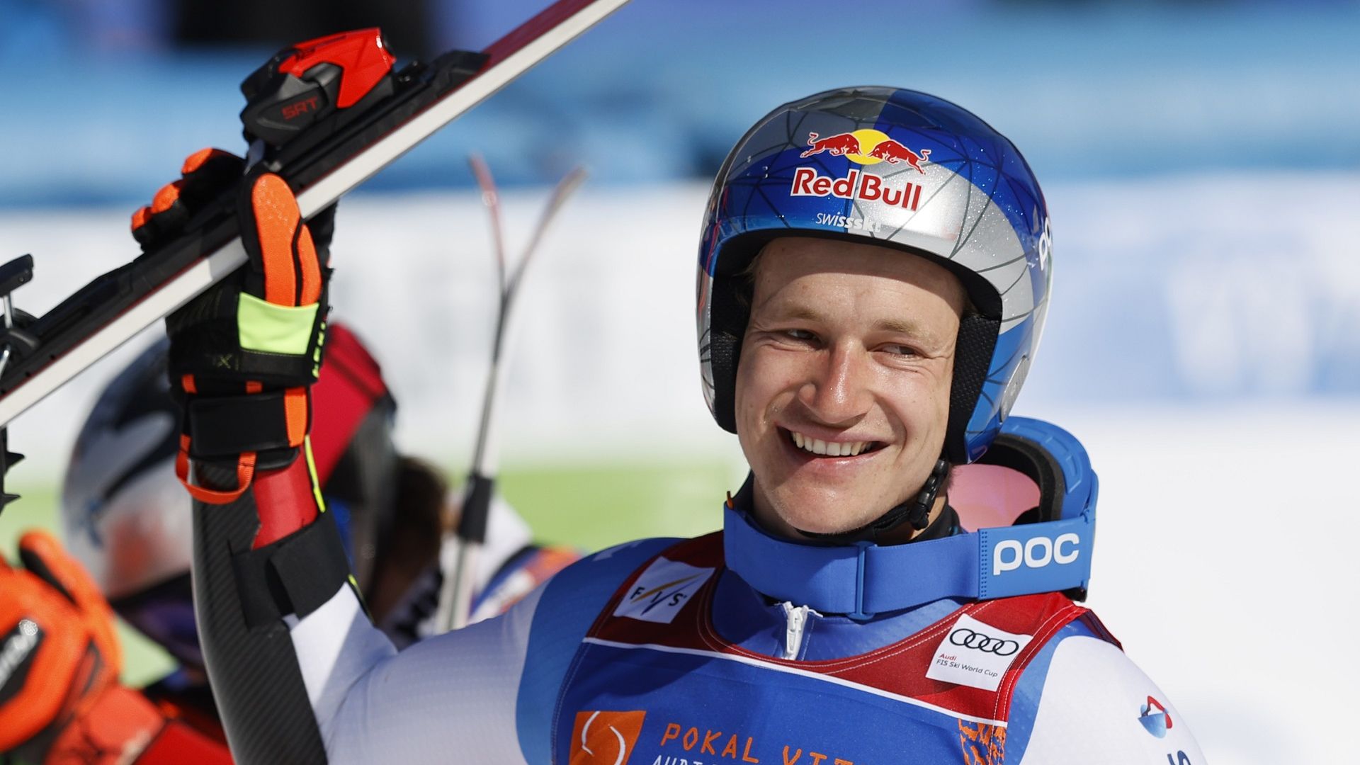 12 години по-късно, отново швейцарец е №1 в алпийските ски
