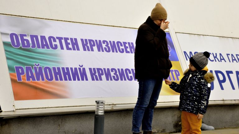 Идващите от Украйна бежанци имат 90-дневен законен престой в България