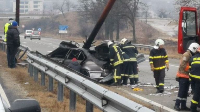 Тежка катастрофа е станала на изхода на Благоевград в посока
