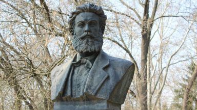 С историческа възстановка на брега на река Дунав в Русе