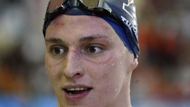 Скандалният плувец-трансджендър стана шампион на САЩ