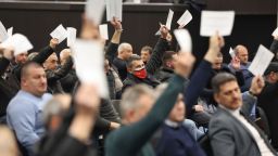 Екипът на Бербатов: БФС не връща изгонените клубове, за да не могат да гласуват