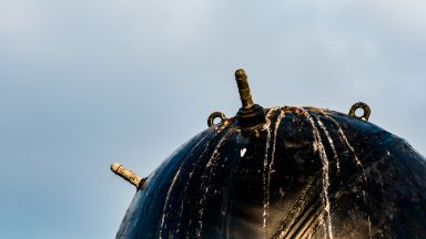 Руските служби предупредиха в събота че морските мини които украинците