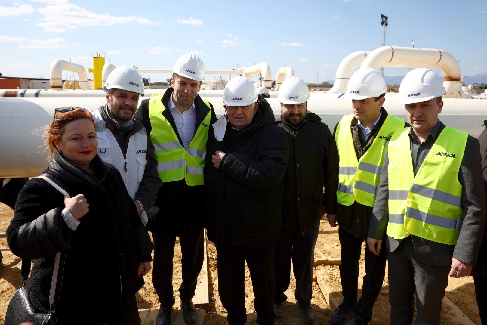 Mинистър-председателят Кирил Петков инспектира изграждането на междусистемната газова връзка Гърция-България в района на град Комотини, Гърция