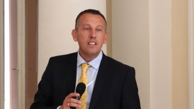 Две научни титли е получил с плагиатство професорът и университетски