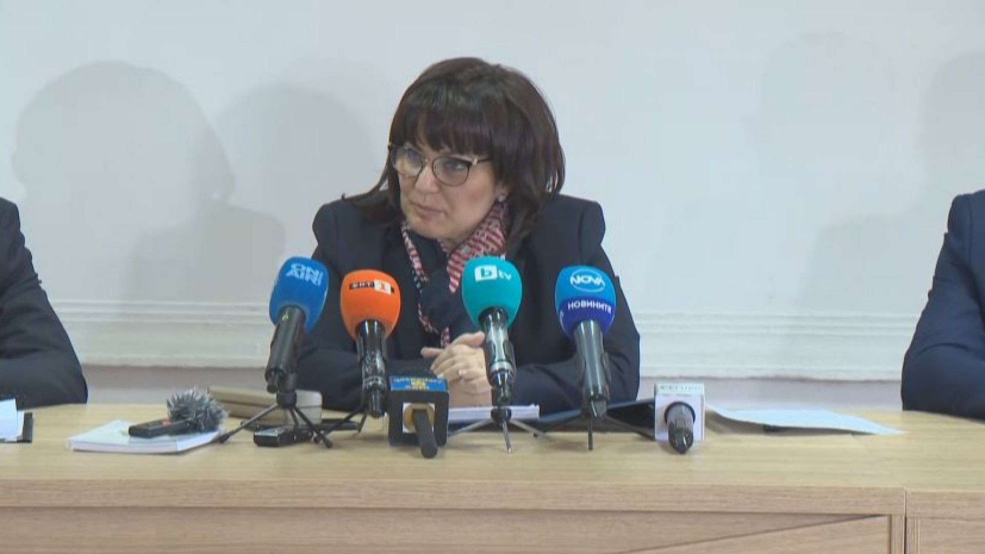 Министър Сербезова: Болниците, които не вдигнат заплатите, ще имат с 15% повече клинични пътеки