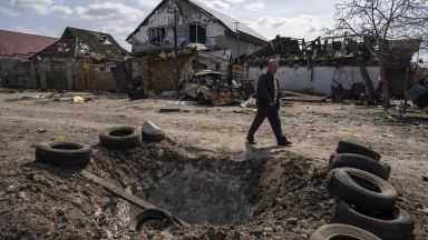 Руските сили около Киев са започнали прегрупиране а не истинско