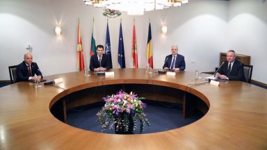 Да бъде обърната посоката на движение на газ вместо