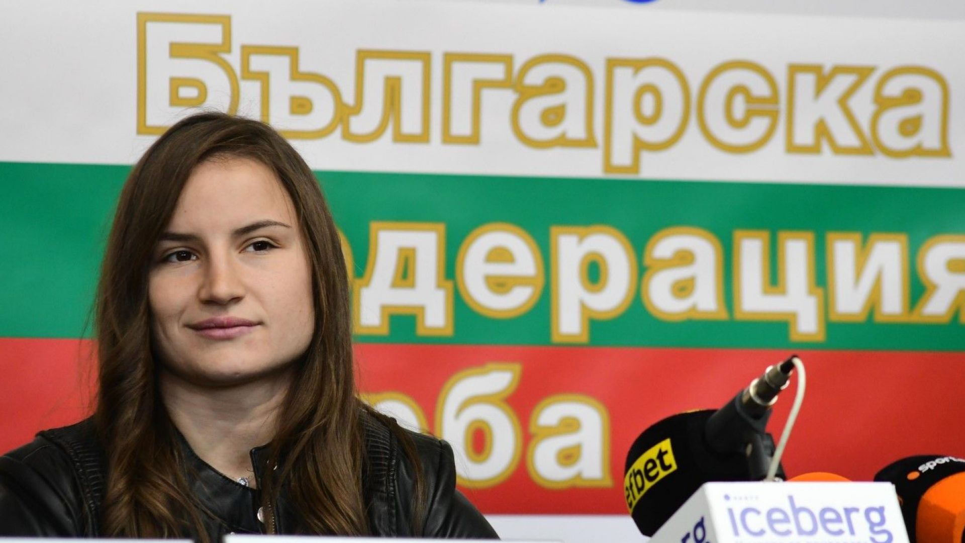 Биляна Дудова пред Dir.bg: Националният треньор се опитва да ме откаже от борбата на всяка цена