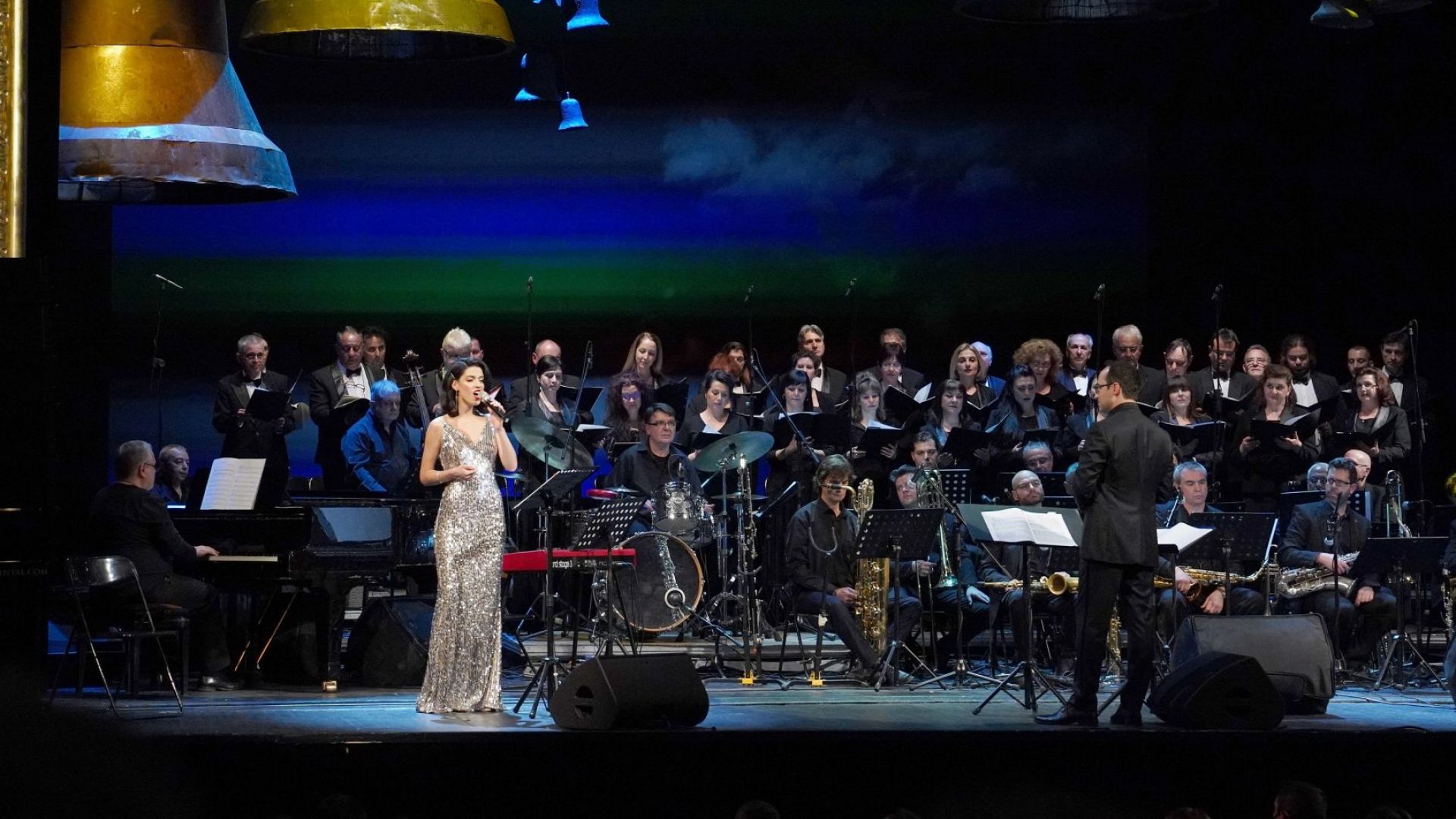 Концертът "Заедно за Украйна" обедини слушатели и зрители в подкрепа на благородната кауза