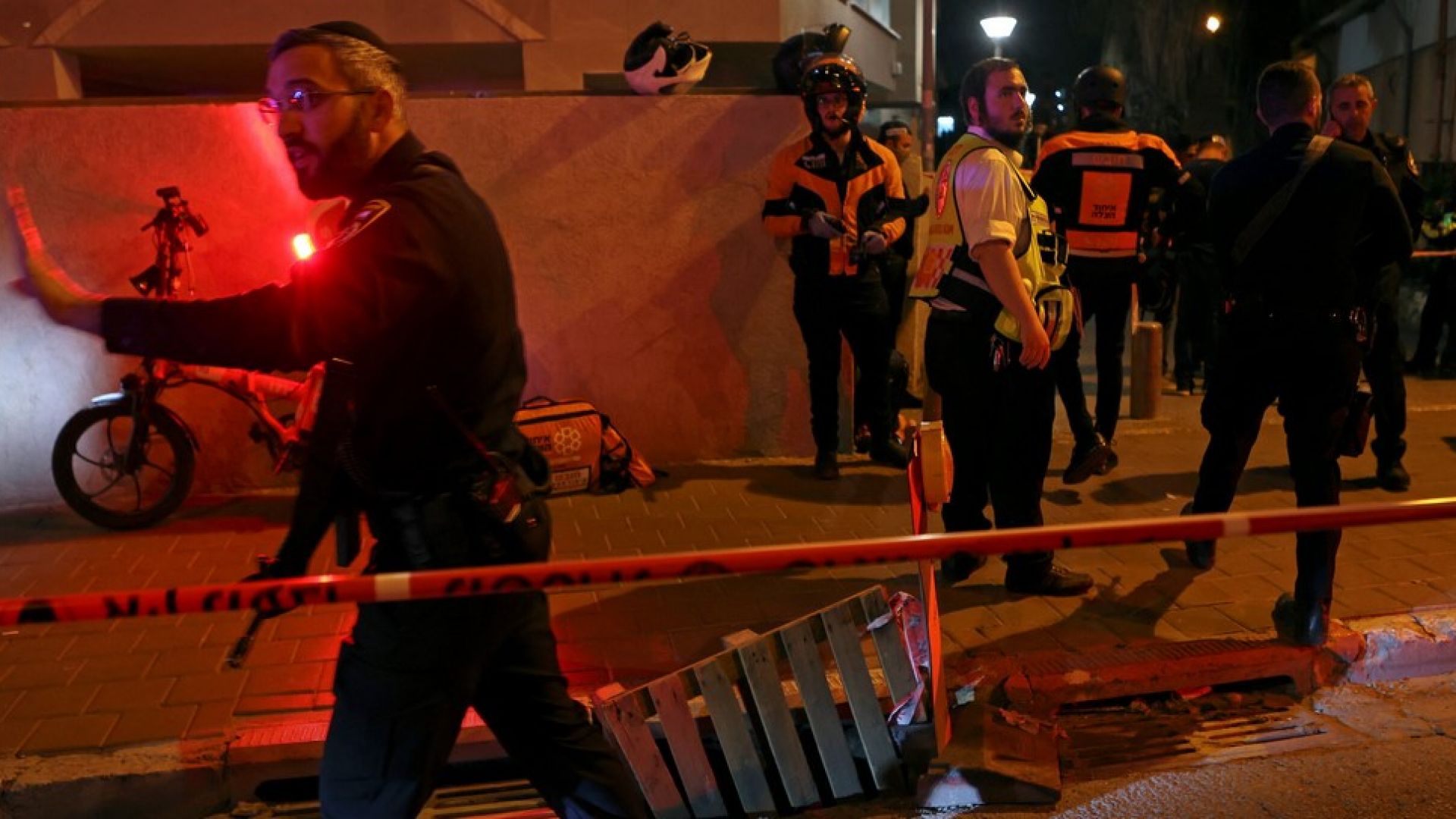 Разкриха самоличността на нападателя от Тел Авив