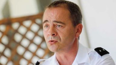 Шефът на френското военно разузнаване генерал Ерик Видо ще