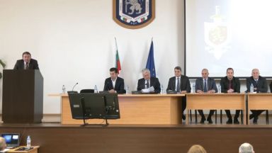 Законността се връща в България Никой не е над закона