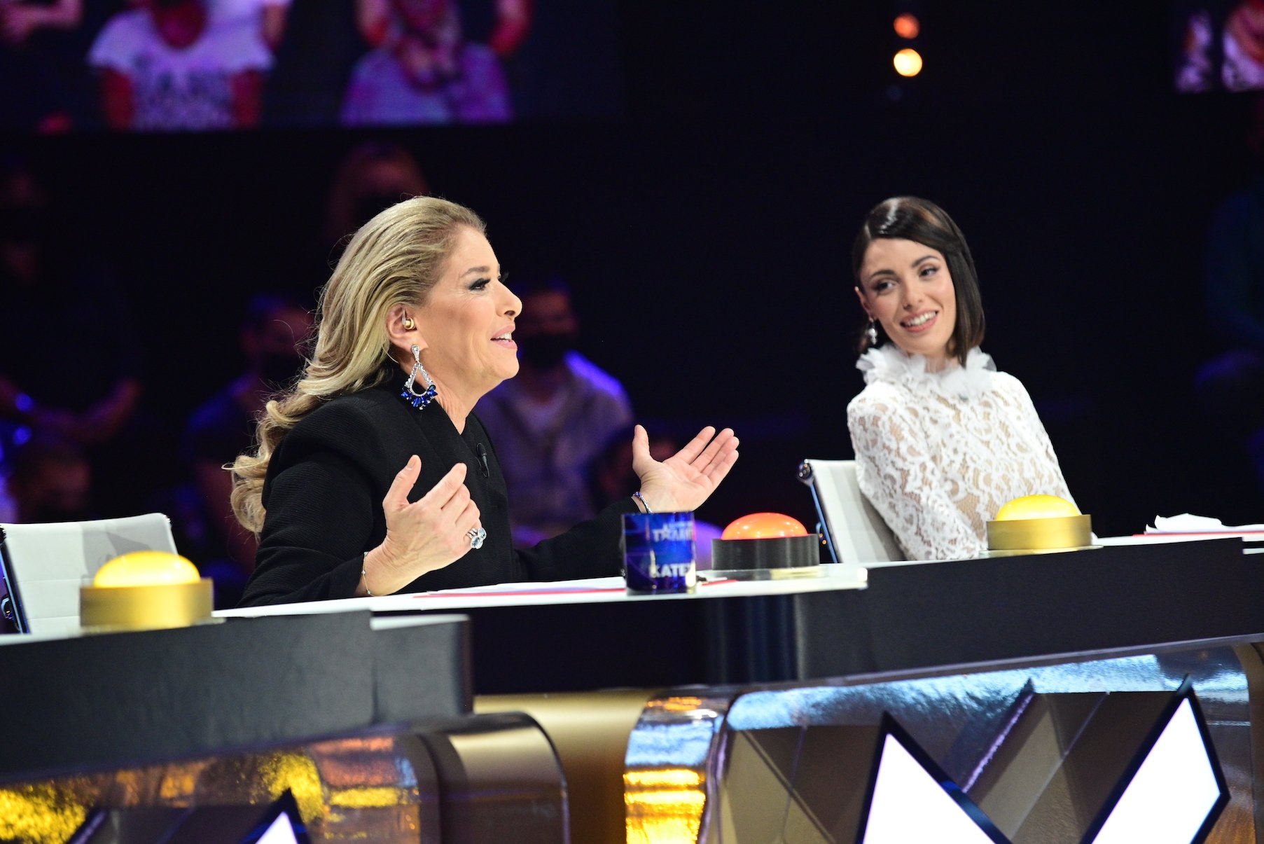 Катето Евто и Евелин