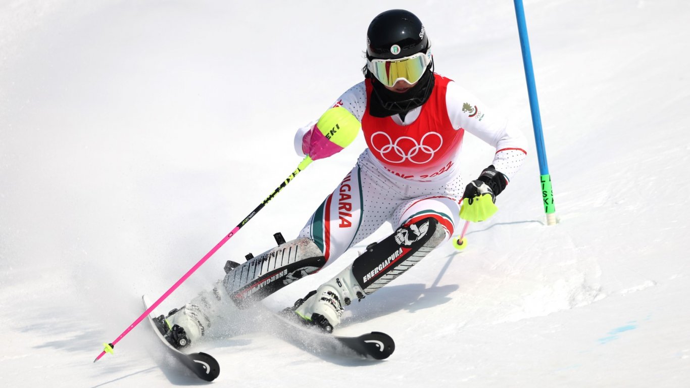 Олимпийската ни скиорка напусна националния отбор с тежки обвинения