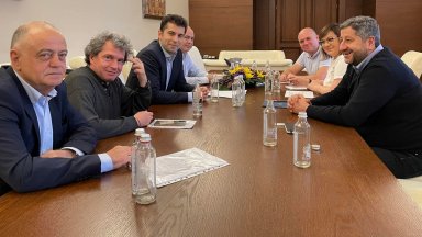 Лидерът на парламентарната група на Има такъв народ Тошко Йорданов