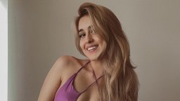 Дъщерята на Гала показа нова прическа, но случайно или не прикова погледите с друго