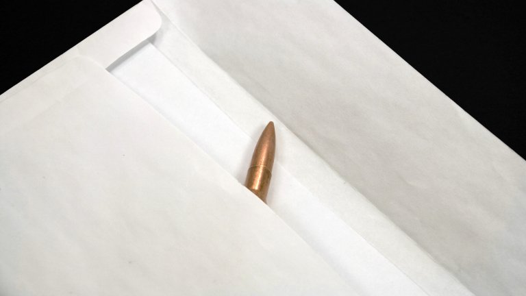 Магистрат от Специализираната прокуратура е бил следен системно и е