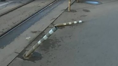 Момиче управлявало тунингован автомобил самокатастрофира в в София Инцидентът е