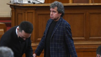 СЕМ до Тошко Йорданов: Няма основание за предсрочно отстраняване на Емил Кошлуков