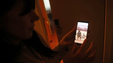 Украйна въвежда от четвъртък ограничения в електрозахранването след като Русия