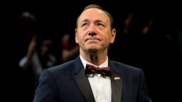 Кевин Спейси е поискал да бъде прекратено дело, по което е обвинен в сексуално посегателство