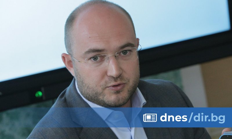 Лицето на Спаси София, общинският съветник Борис Бонев, не иска