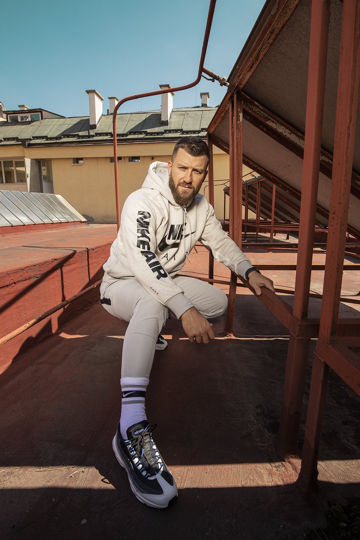 Ванко Георгиев е основател на уникалната методика PUMP & RUN, която комбинира силови упражнения с лека атлетика. Методиката му помага на всички хора трениращи по нея, да се чувстват и изглеждат добре без да изпадат в крайности. Заедно с #NikeSportswear ви