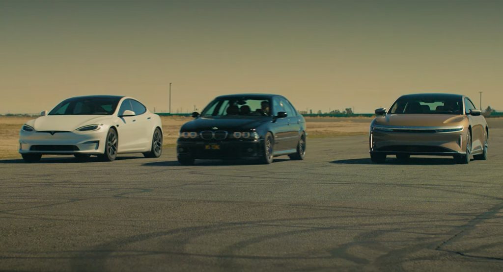 20-годишно BMW M5 срещу нови електромобили
