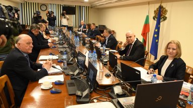 10 194 лв става основната заплата на членовете на Висшия