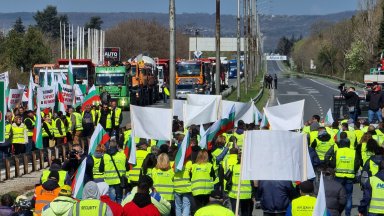 Пътните фирми блокират трафика с 3-дневни протести на 20 места в страната и в София