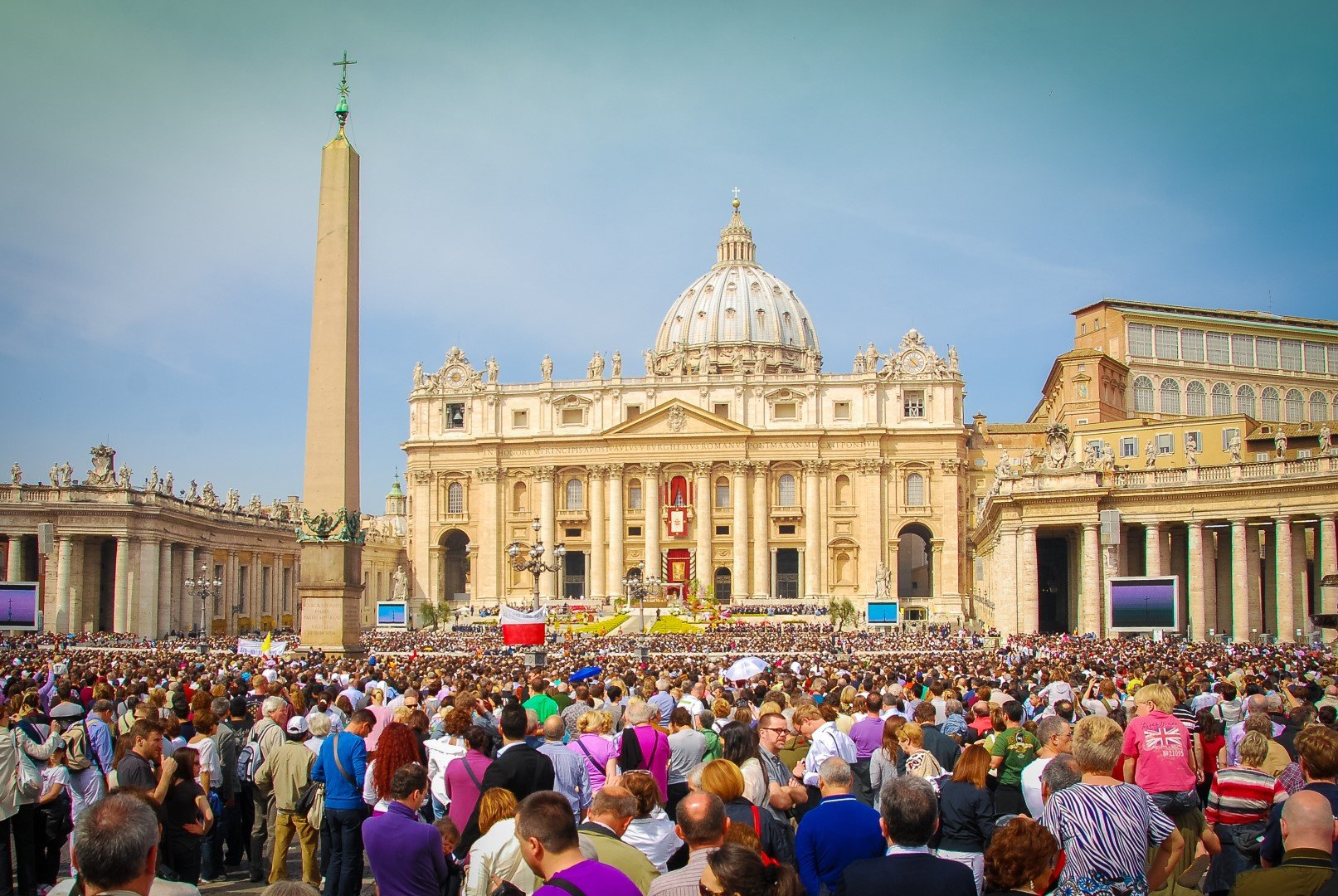 Празнична литугрия във Ватикана в неделята на Великден