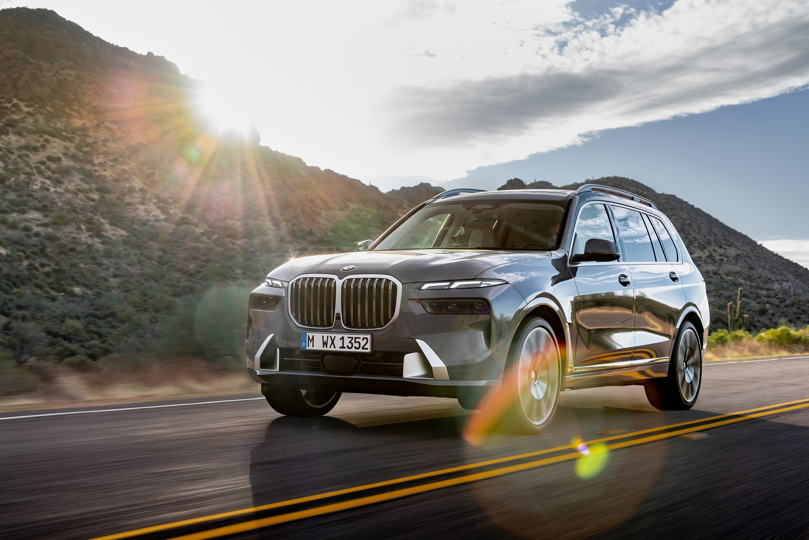 Така изглежда обновеното BMW X7