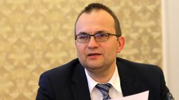 Мартин Димитров: Не трябва да се отказваме от членство в Еврозоната от началото на 2024 г.