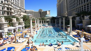 Невероятните неща, които са забранени за внасяне в басейните в Лас Вегас