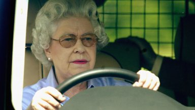 Защо Елизабет II нито веднъж не посети България Имаше готовност