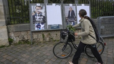 Последни проучвания за изборите във Франция: Макрон - 57,5%, Льо Пен - 42,5%