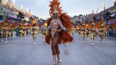 Карнавалът в Рио се завръща в петък