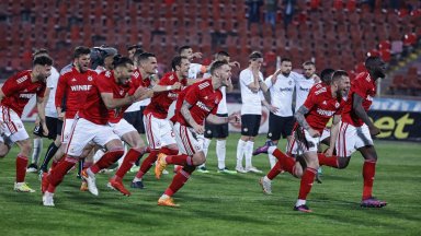 ЦСКА увисна над пропастта, но е на финал след луди 16 дузпи