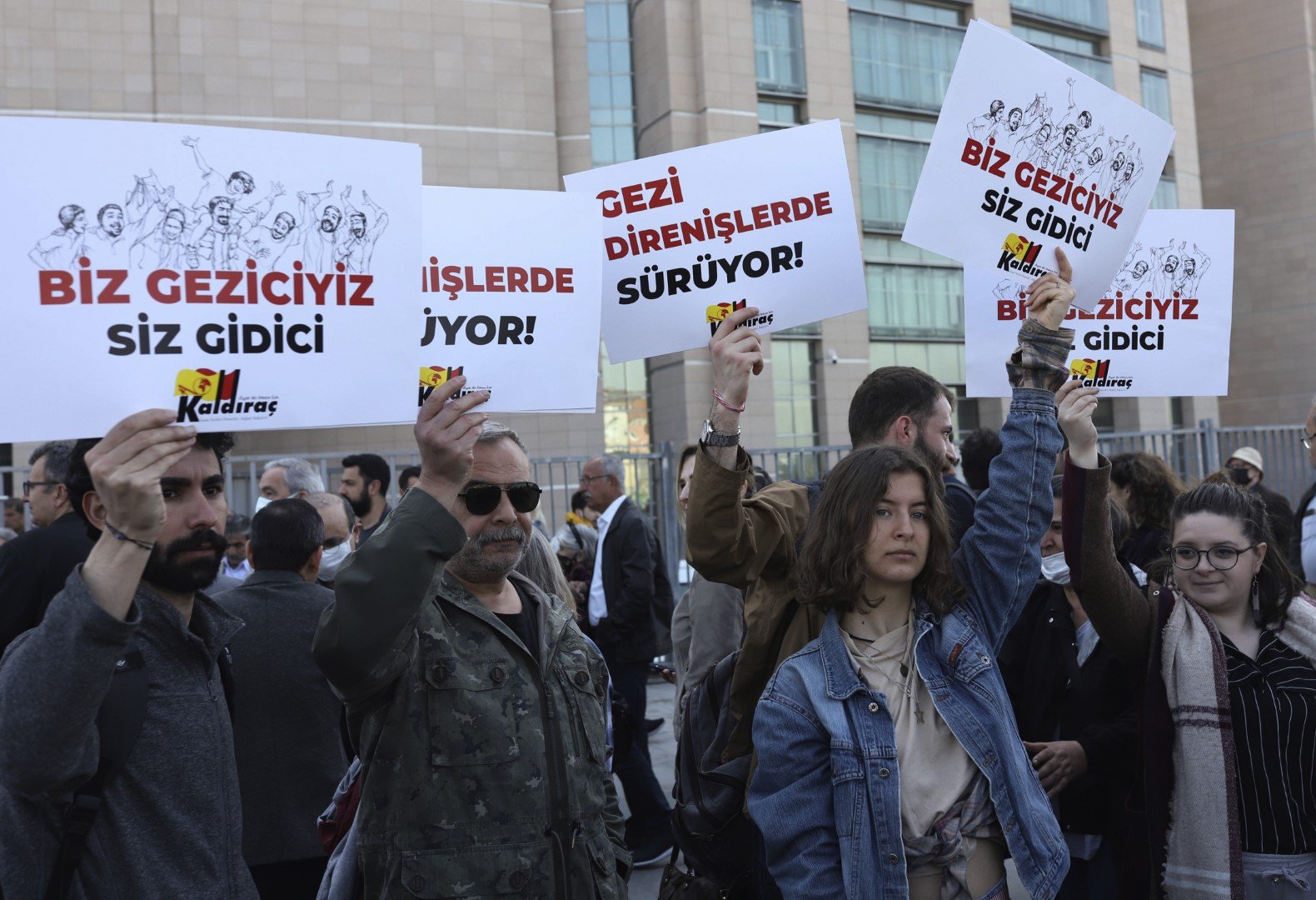 Протест в Истанбул след присъдата срещу Осман Кавала