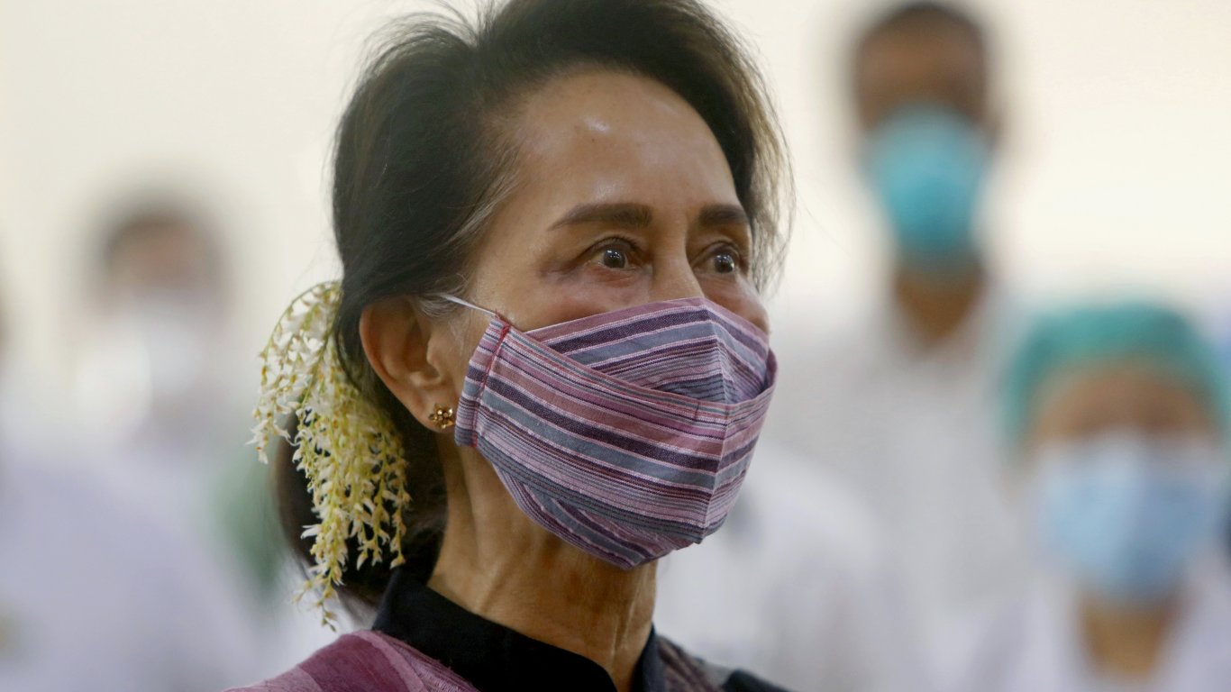 Нова присъда получи нобеловият лауреат и бивш лидер на Мианма Аун Сан Су Чжи 