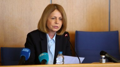Фандъкова: Ако се спре топлоподаването в София, ще е заради липсата на газ, а не заради дългове