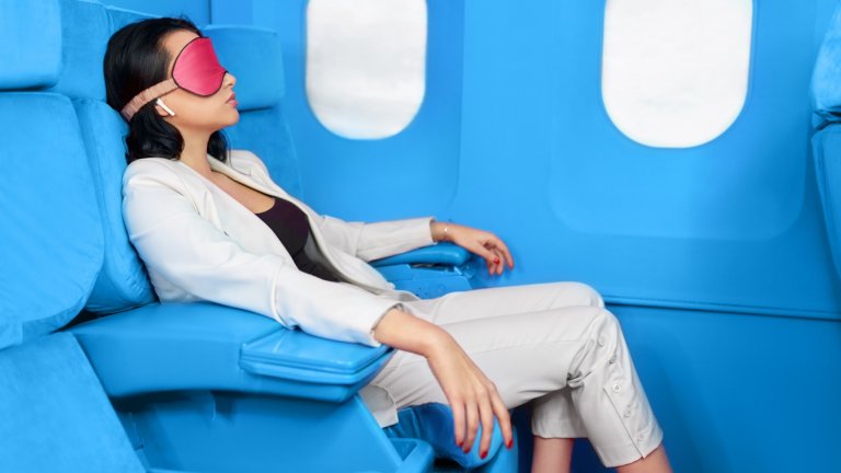 Защо не трябва да спите, докато самолетът излита и каца