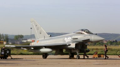 Войната на Путин срещу Украйна разкри слабостите на НАТО И