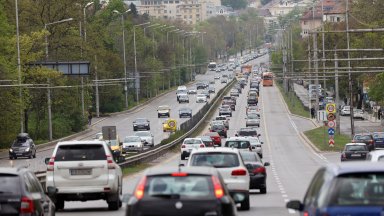 Столична община ще забрани влизането в центъра на най замърсяващите автомобили