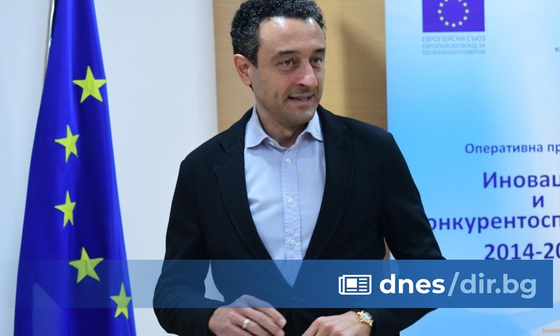 Струва ми се, че Демократична България е партията, която има