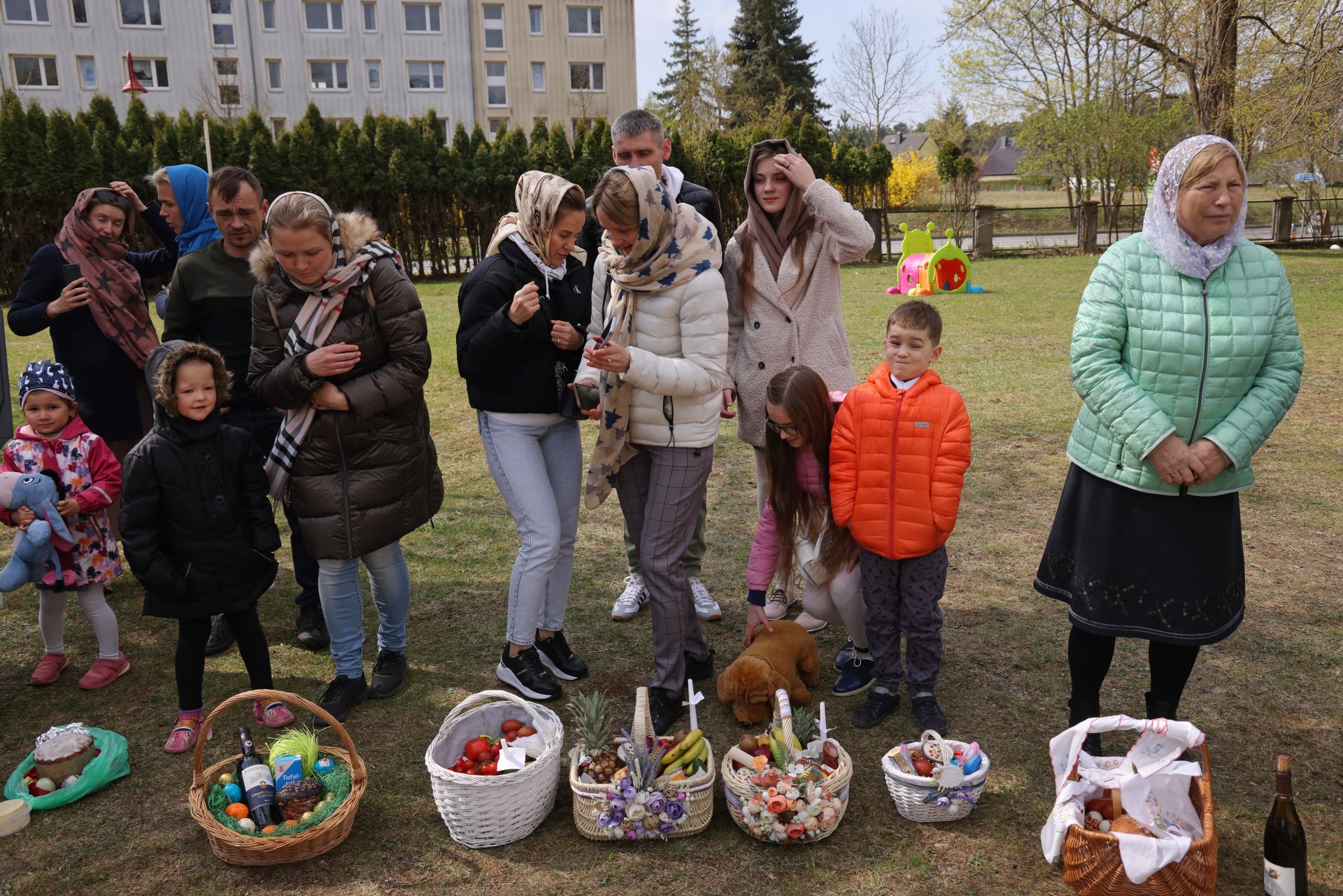 Руснаци и украинци празнуват заедно Великден в Германия 